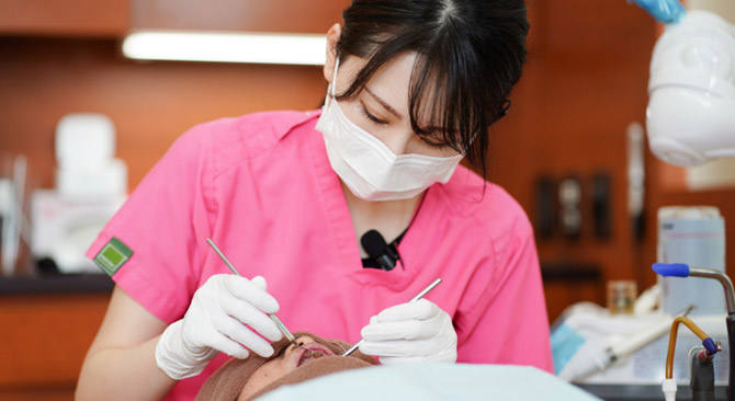 インプラント治療の流れ